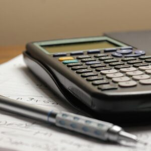 Desktop calculator with pen